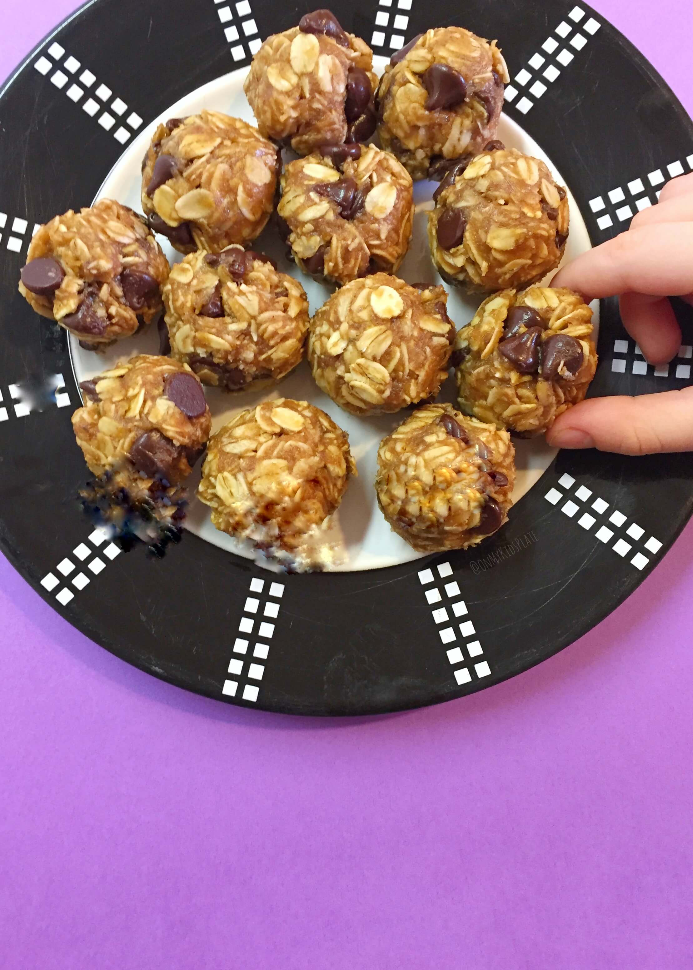 These no bake chocolate chip energy bites are a sweet treat snack for the kids, but are simple, quick and pack a protein punch too!