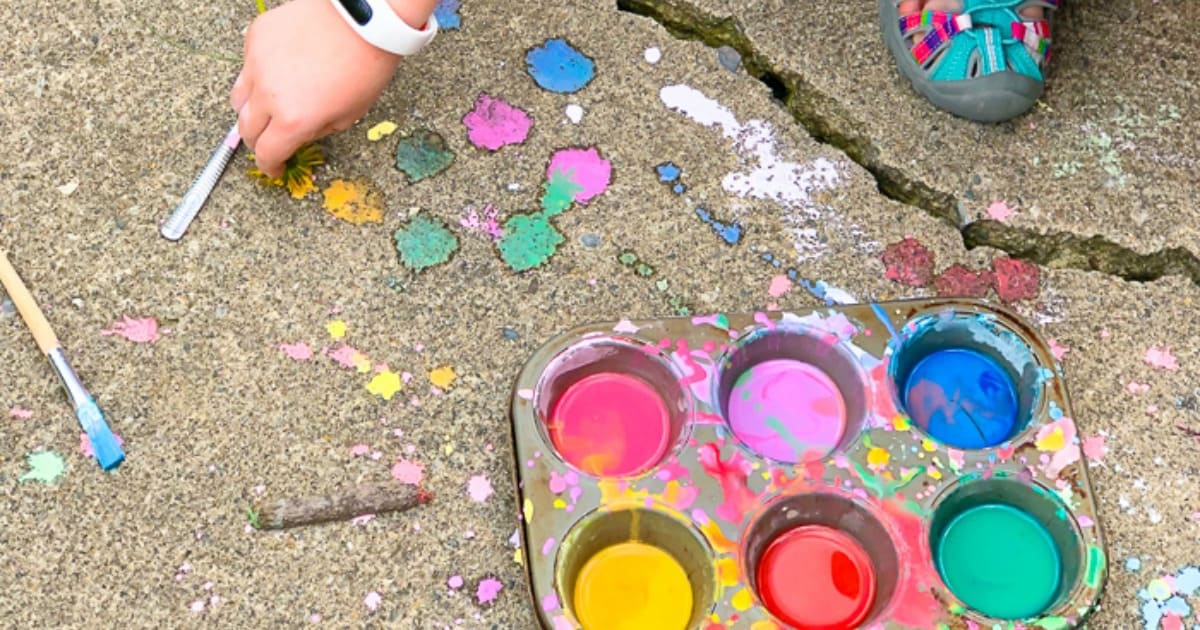 DIY Magic Sidewalk Chalk Paint Recipe (Washable!)
