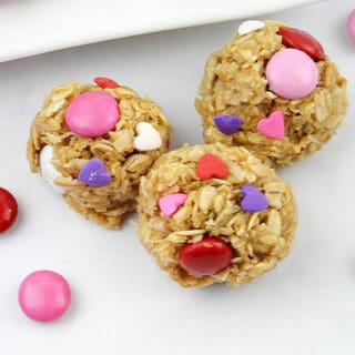 Snack bites with heart and pink, red and purple decorations