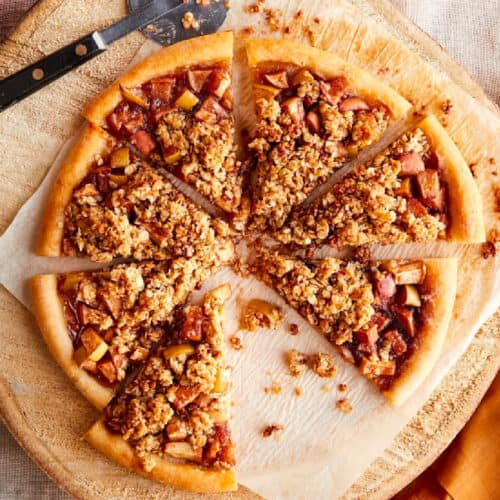 Easy Apple Dessert Pizza (Like Apple Crisp!) On My Kids Plate