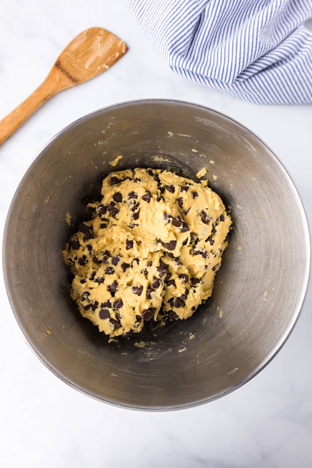 The BEST Chocolate Chip Vanilla Pudding Cookies