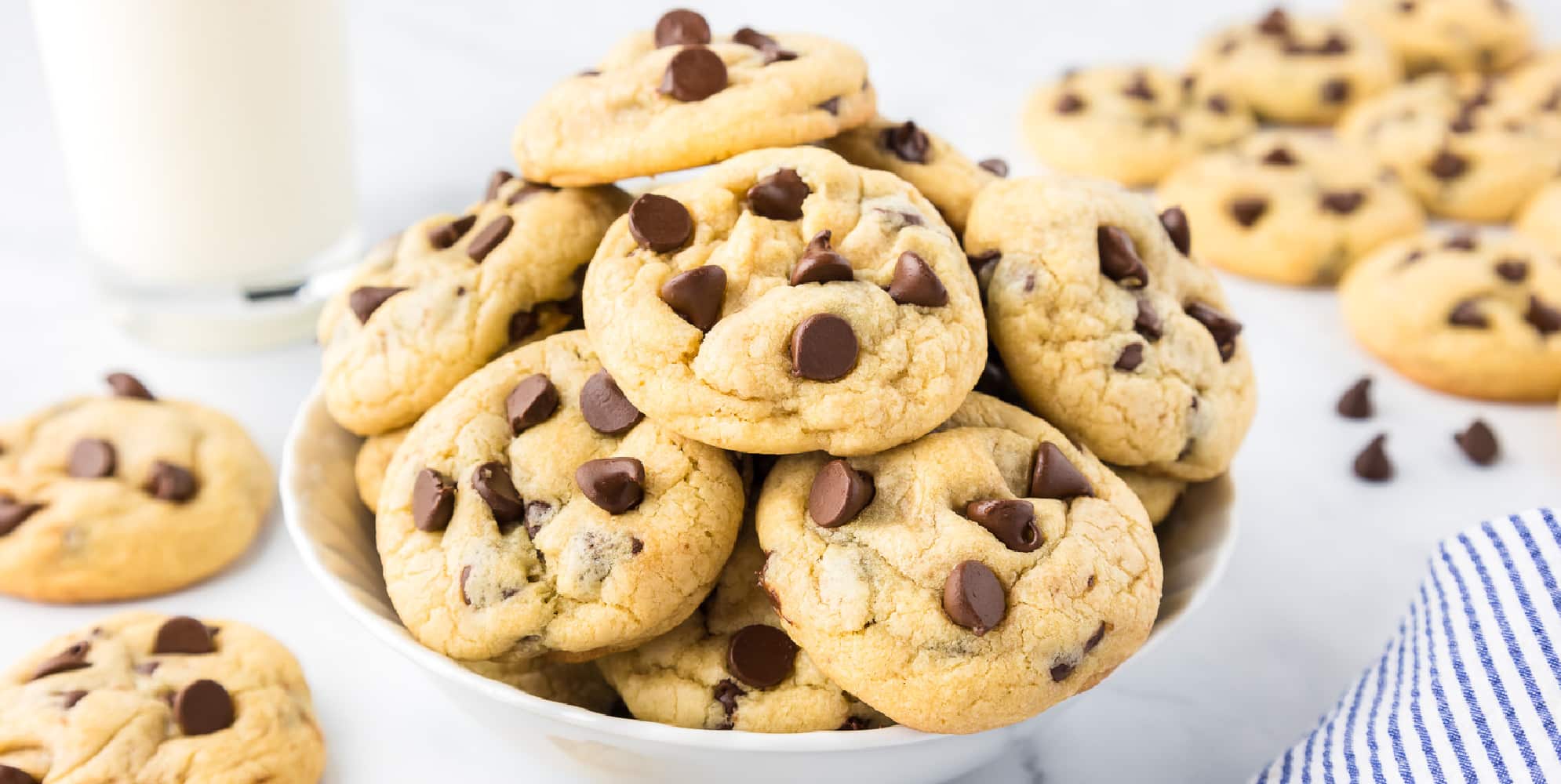 The BEST Chocolate Chip Vanilla Pudding Cookies